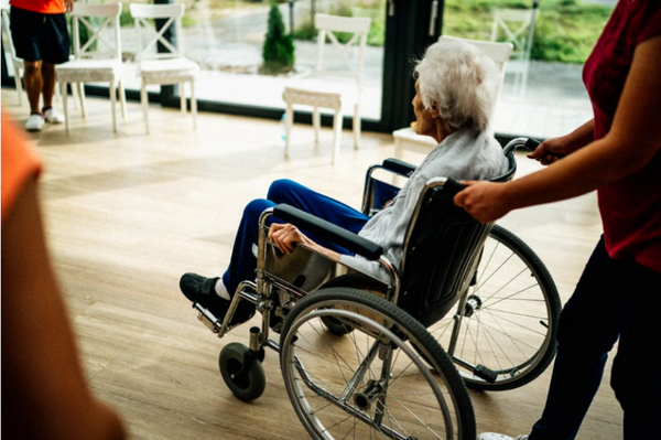 Best Adult Diapers For Multiple Sclerosis Patients: Managing Neurogenic Bladder Daily